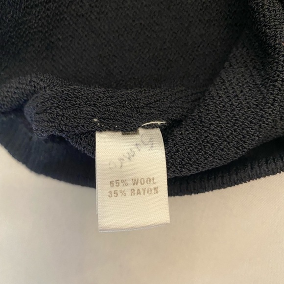 ST. JOHN Sleeveless Shoulder Blouse, Petite - Picture 5 of 5